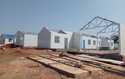 Instalação suave de componentes de alojamento de contêineres no projeto de construção da Etiópia