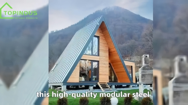 Casas triangulares pré-fabricadas modernas e luxuosas, em formato de A, com estrutura em triângulo.