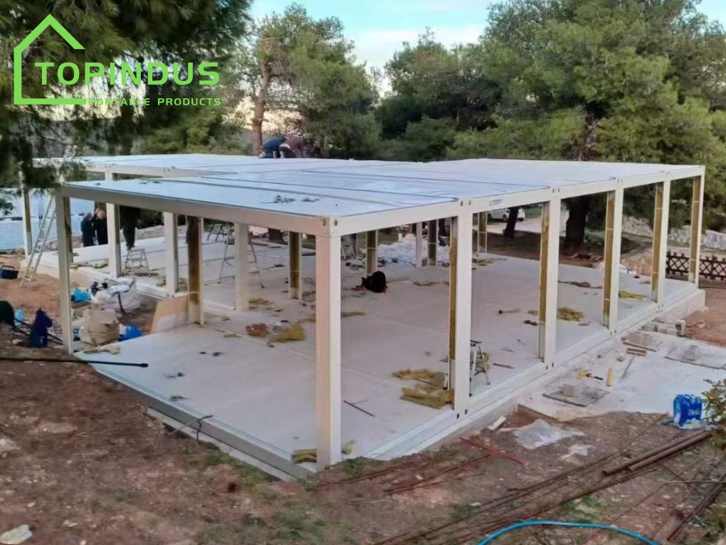 Projeto de personalização da igreja com a casa container TOPINDUS Flat Pack na Grécia.